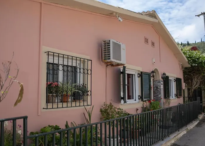 Tilemachos House 펜션 *