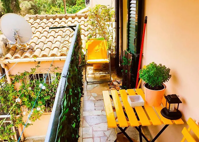 펜션 Tilemachos House Kato Garouna