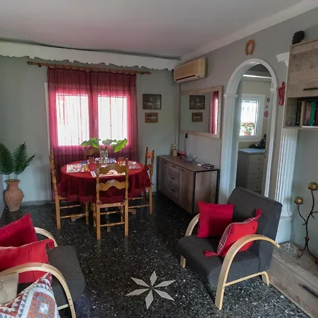 Tilemachos House * Káto Garoúna