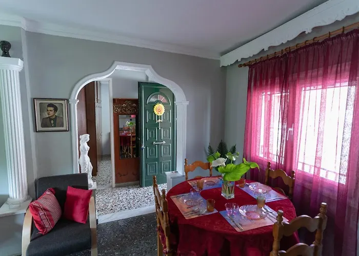 بيت للعطل Tilemachos House Kato Garouna
