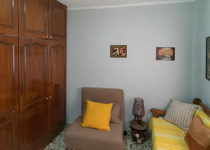 Tilemachos House بيت للعطل