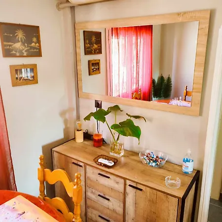 Tilemachos House Case de vacanță *